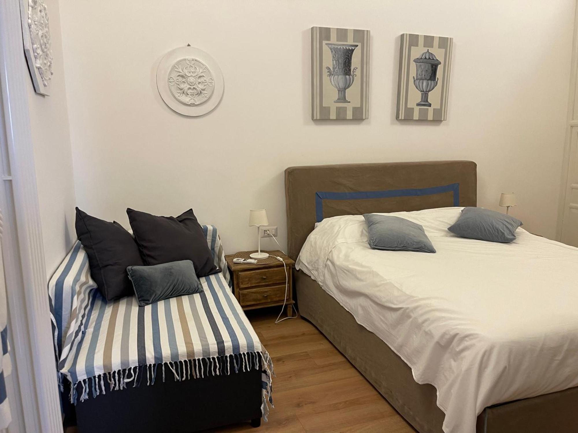 Apartamento Domus Alfieri Al Colosseo Roma